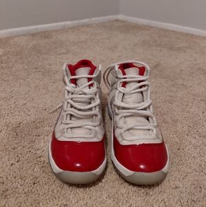 Jordan Kids Sneakers in Red and White